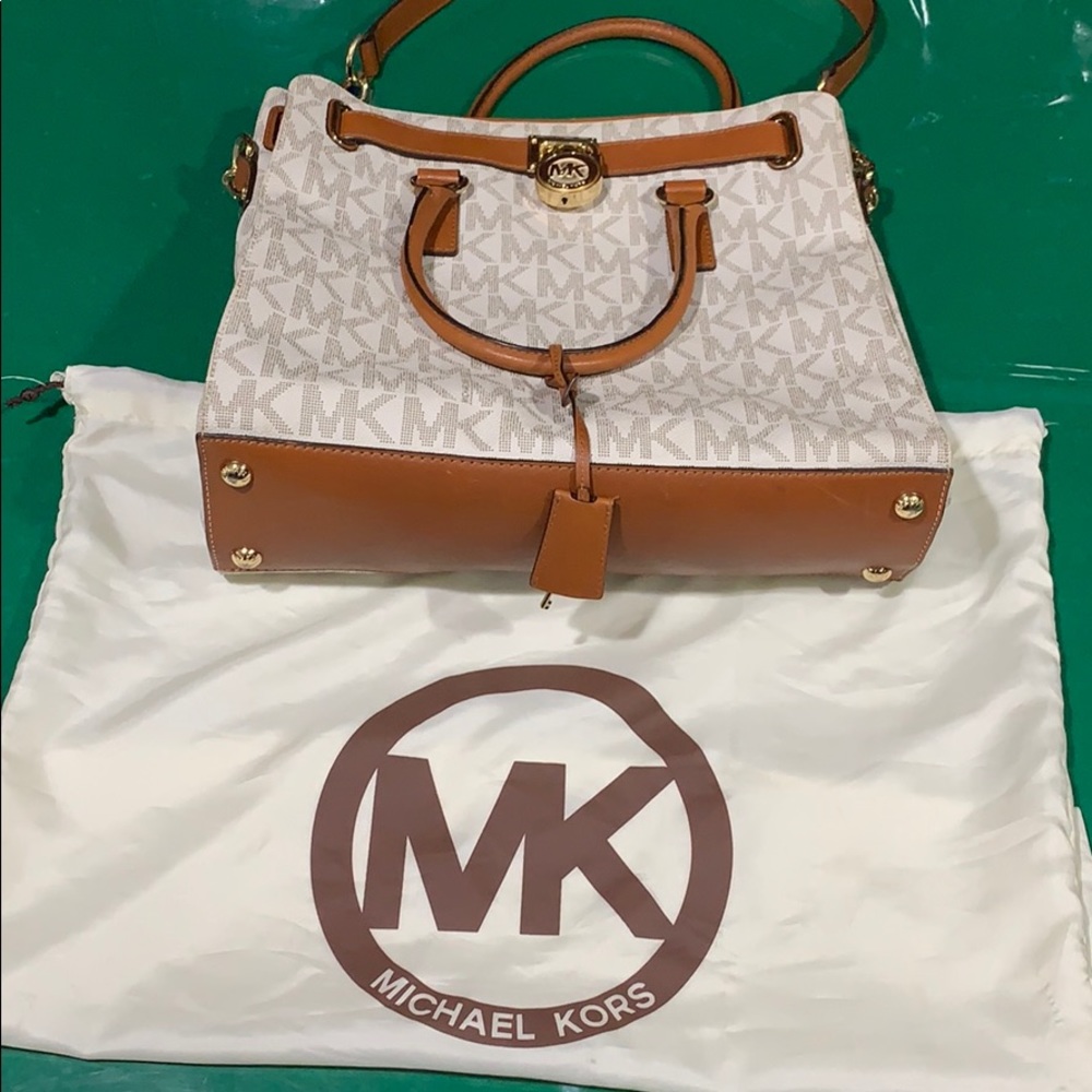 Michael Kors Hamilton Large saffiano satchel